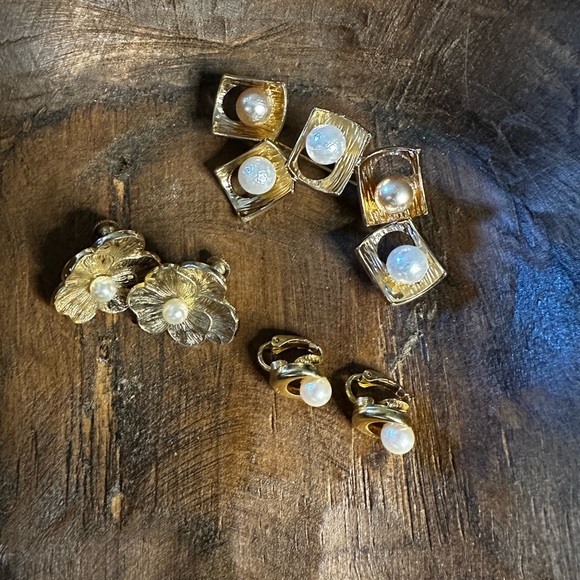 Jewelry - Pearl Trio